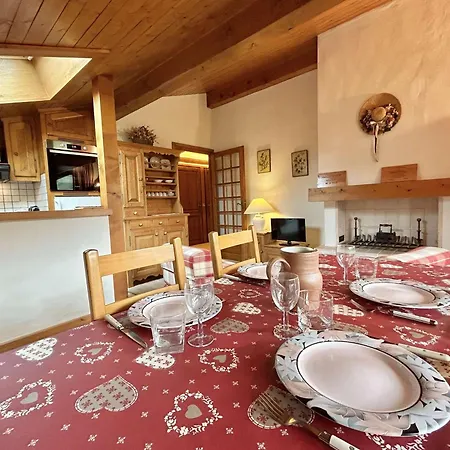 Appartement Cosy 2p+cabine, 6 Couchages, Proche Télécabine Jaillet Et Centre, Balcon Sud, Garage Privé - Fr-1-597-176 *